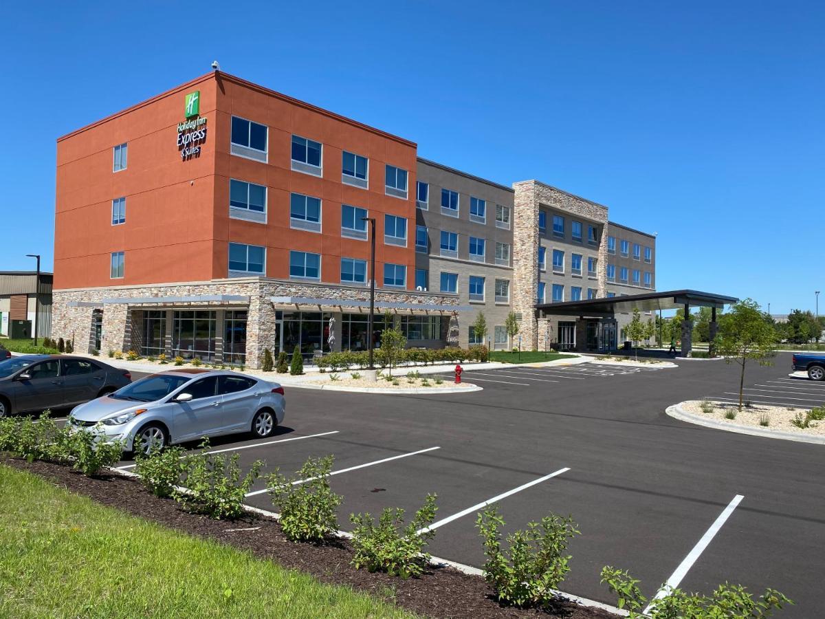 Holiday Inn Express & Suites - Madison West - Middleton By Ihg Extérieur photo