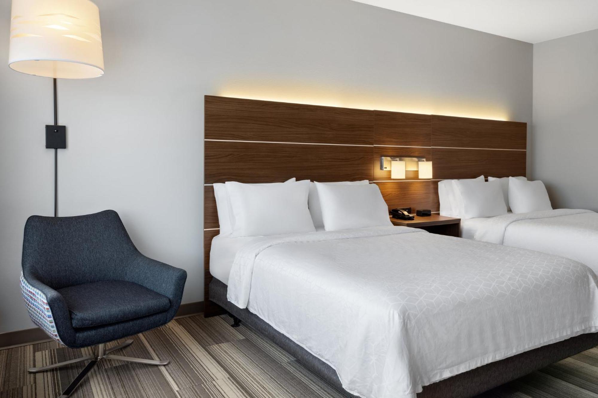 Holiday Inn Express & Suites - Madison West - Middleton By Ihg Extérieur photo