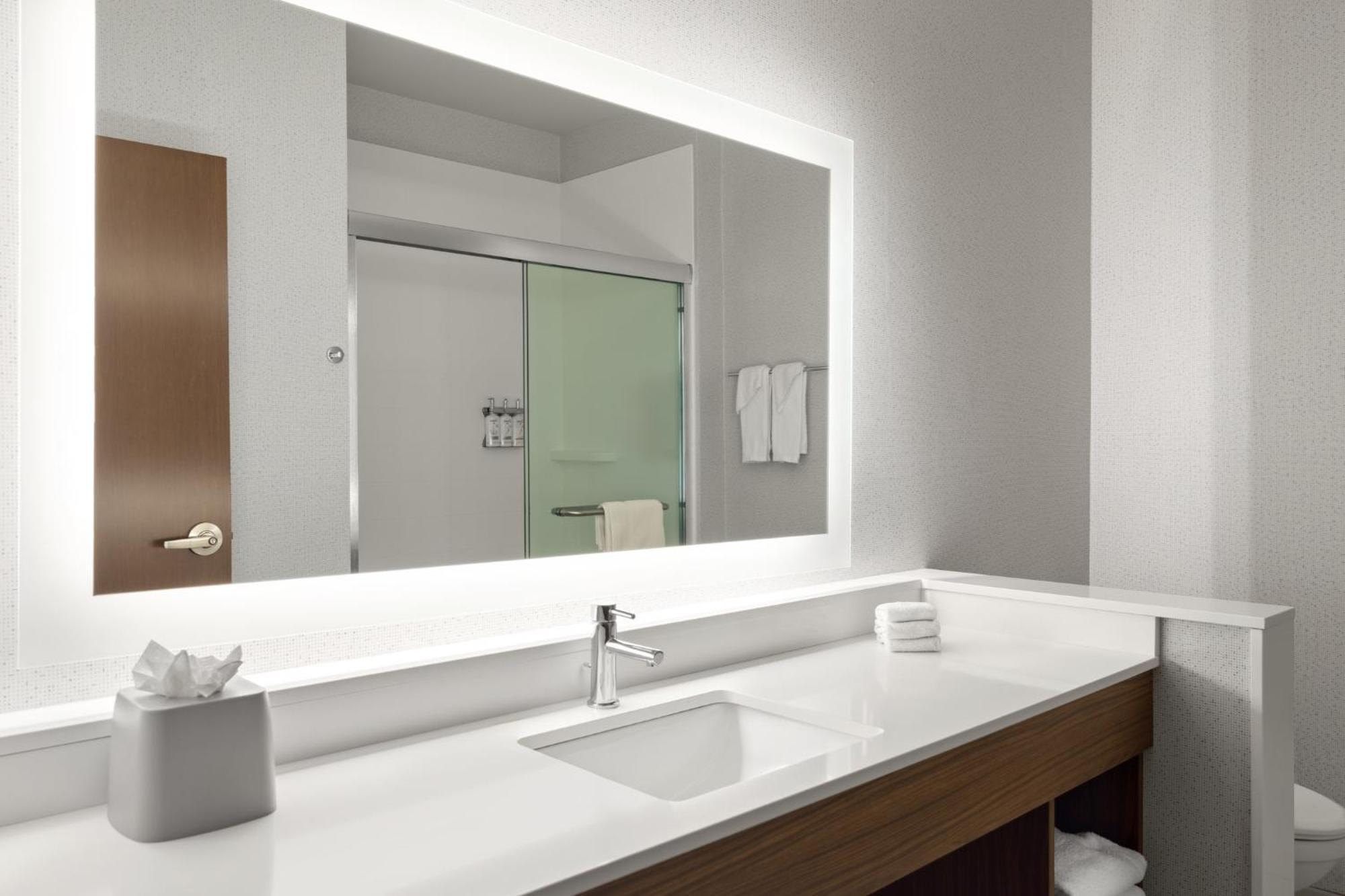 Holiday Inn Express & Suites - Madison West - Middleton By Ihg Extérieur photo