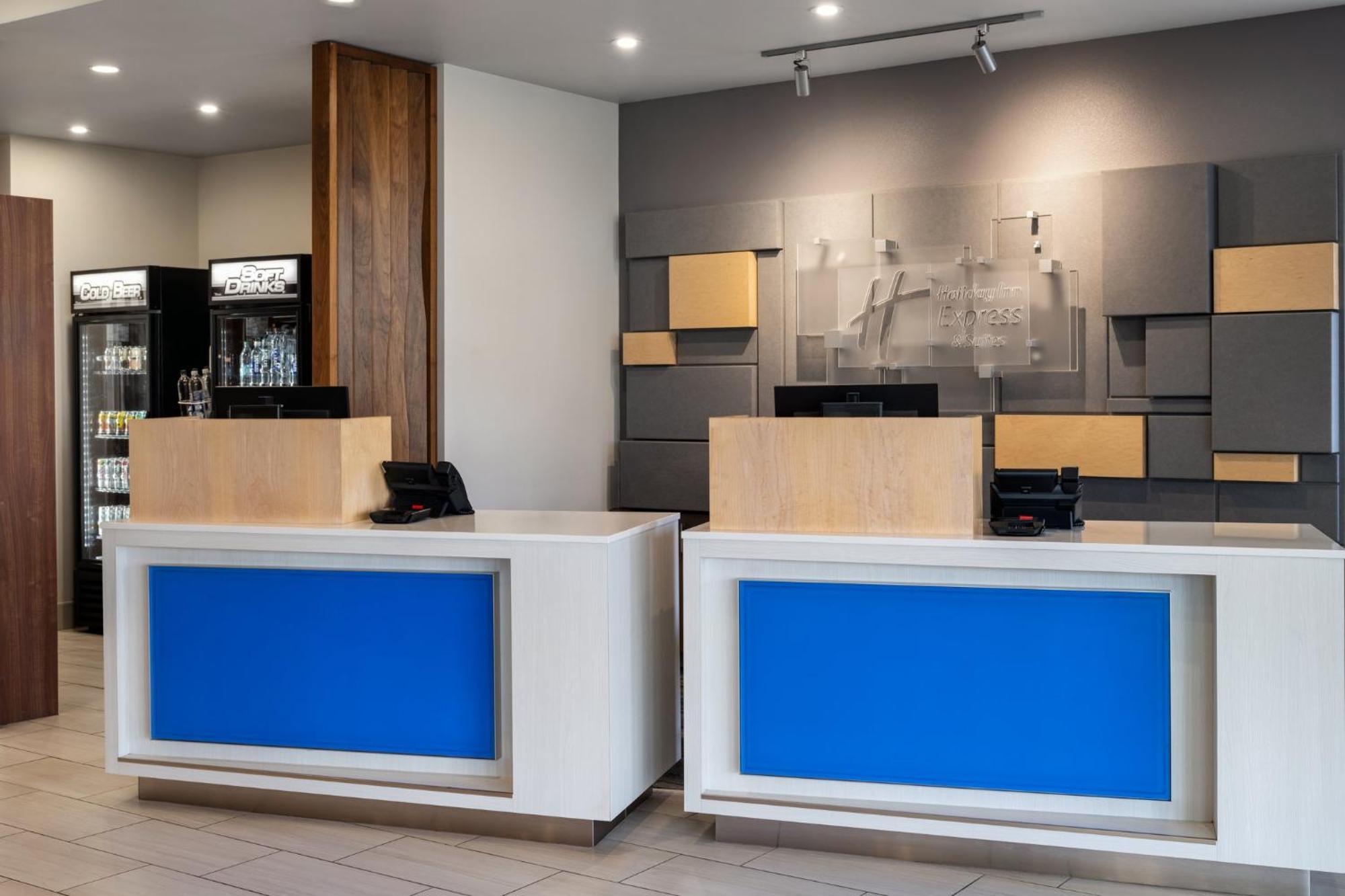 Holiday Inn Express & Suites - Madison West - Middleton By Ihg Extérieur photo