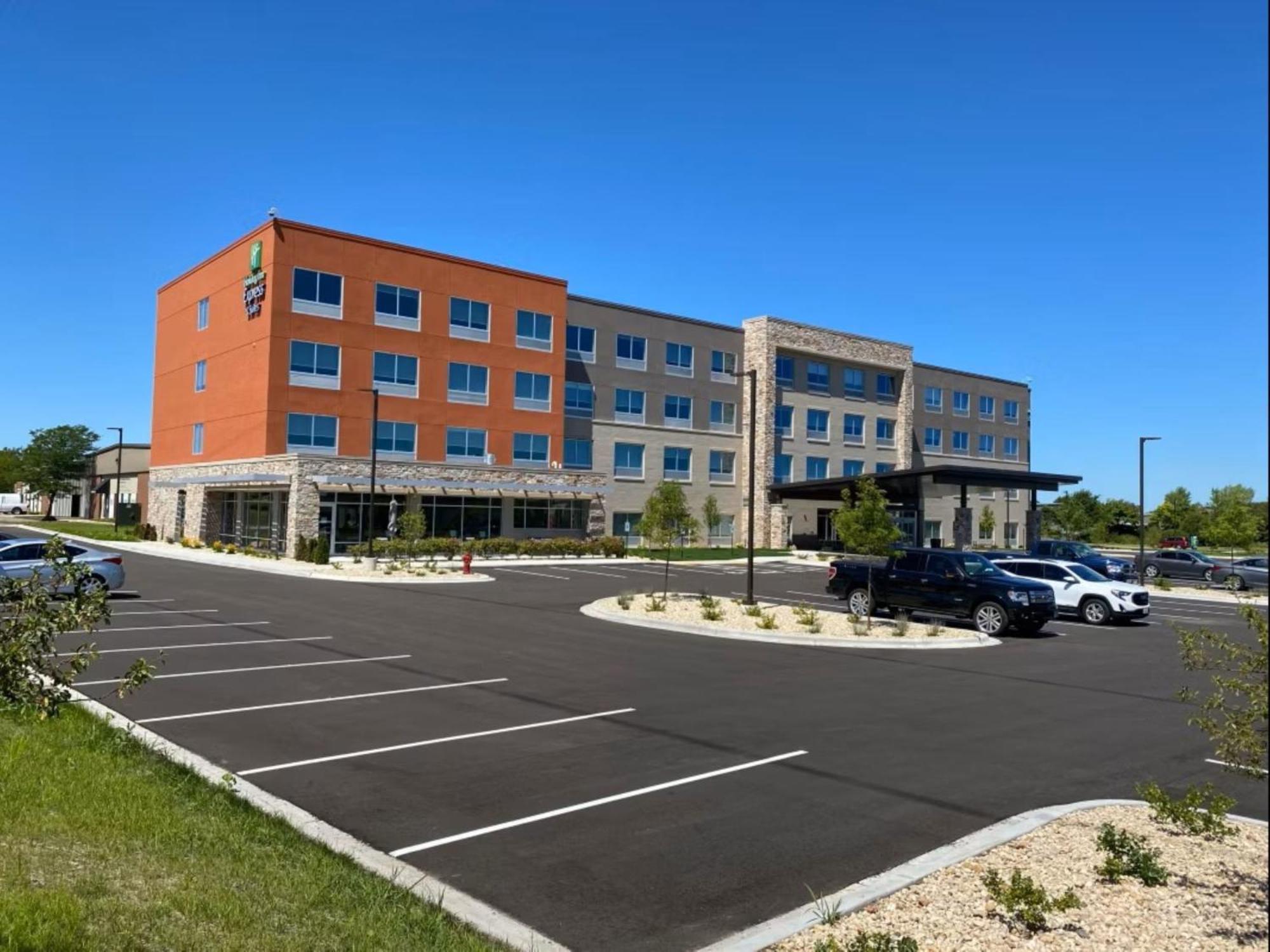Holiday Inn Express & Suites - Madison West - Middleton By Ihg Extérieur photo